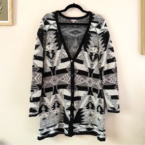 J. Jill • Aztec Tribal Texture Heavy Knit Button Up Black and White Cardigan